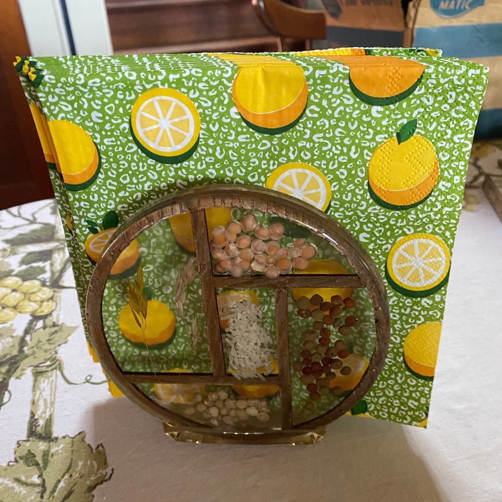 Vintage 70’s paper napkin holder